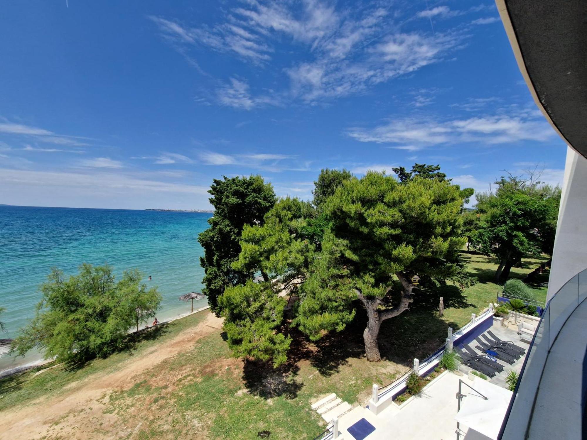 Dalmatia Infinity *