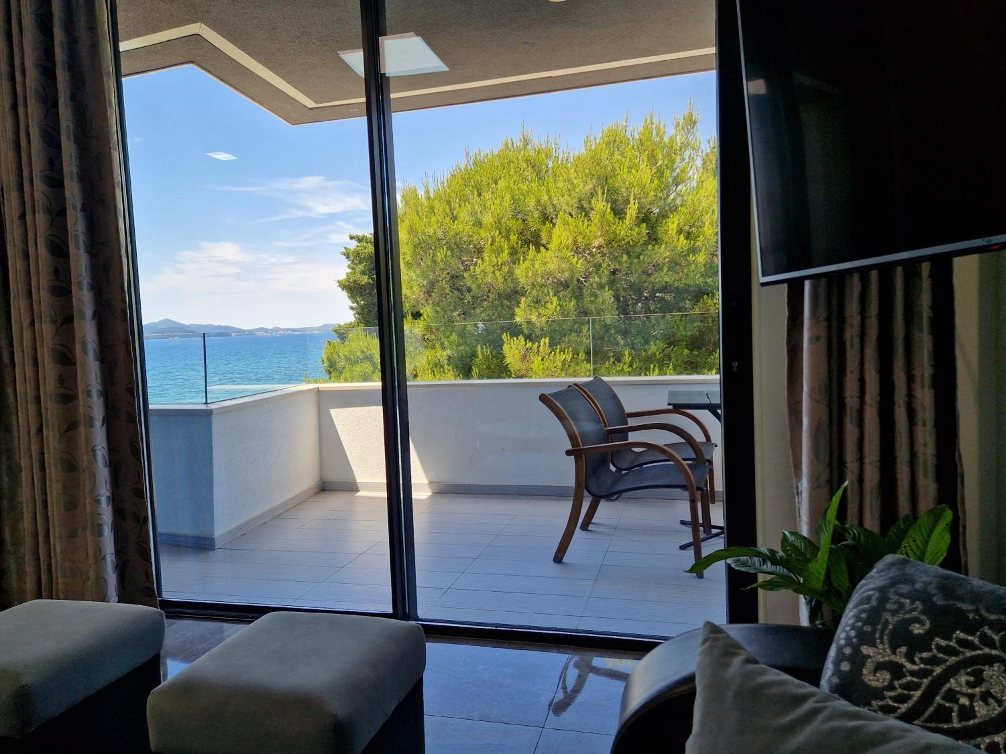 Dalmatia Infinity Apartment